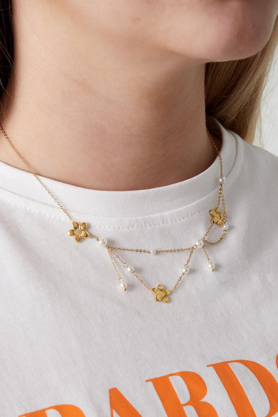 Double trouble flower Necklace Picture2
